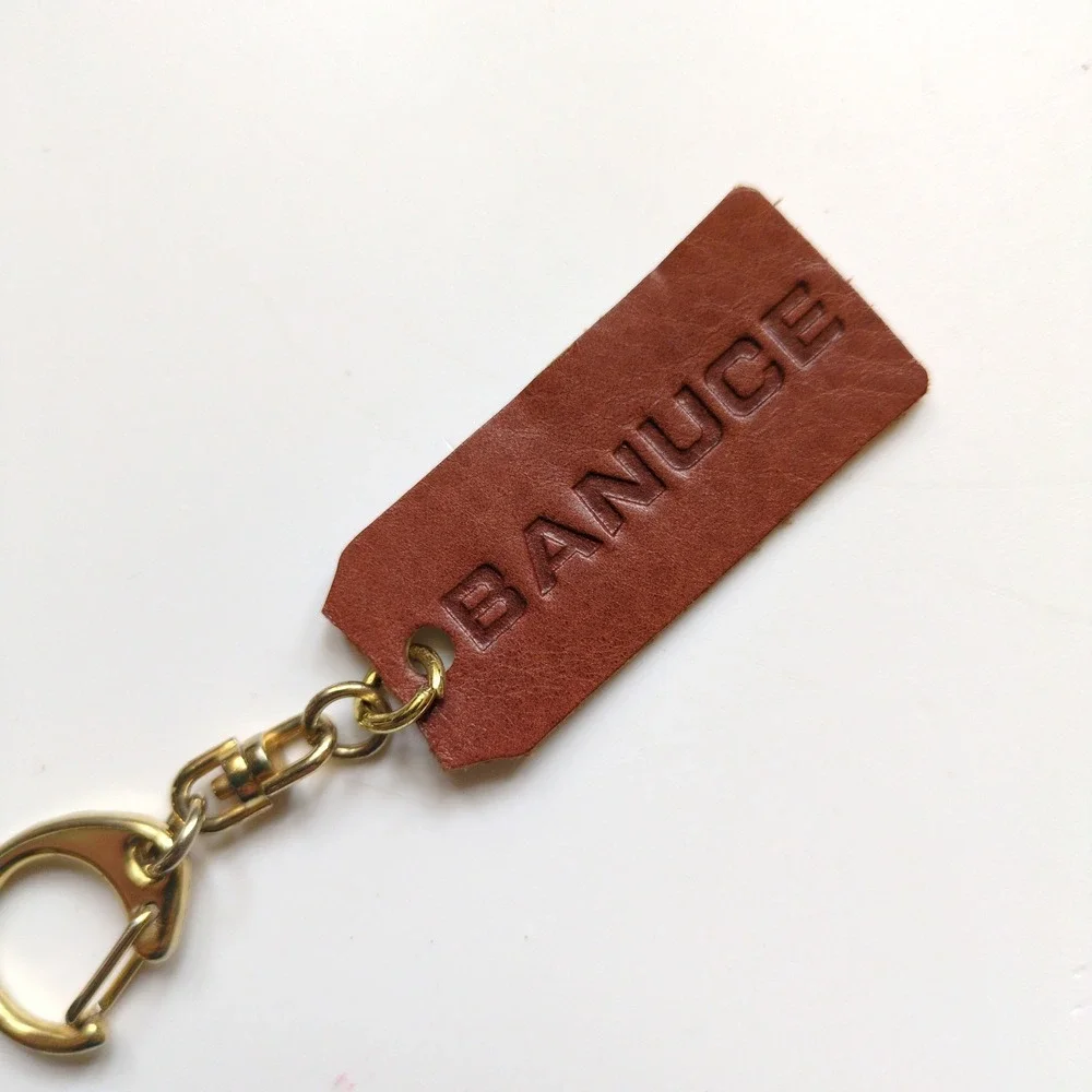 Banuce Purse Bag Hang Tag Charm Keychain Brown Leather Gold Tone‎ Swivel Clasp
